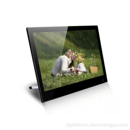 14-inch digital photo frame with high resolution, table stander and wall mountable